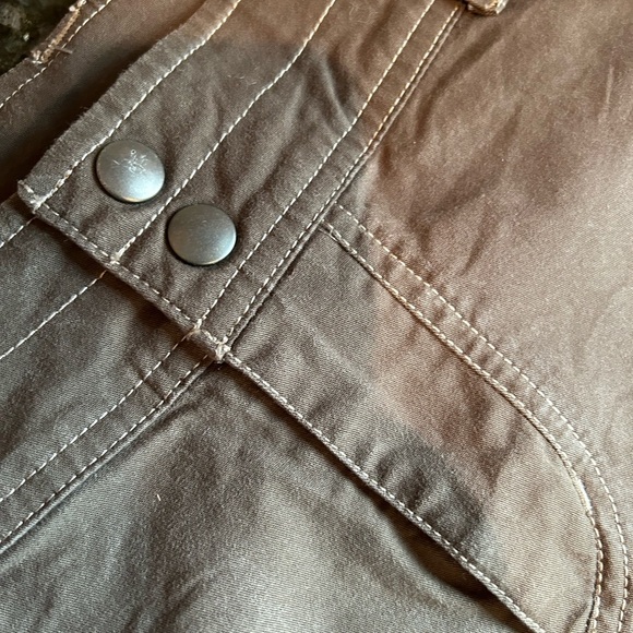 Kuhl Katerina Casual Travel Skirt. Cotton and spandex. Cargo. Outdoor. Hiking. 8 - Picture 9 of 13